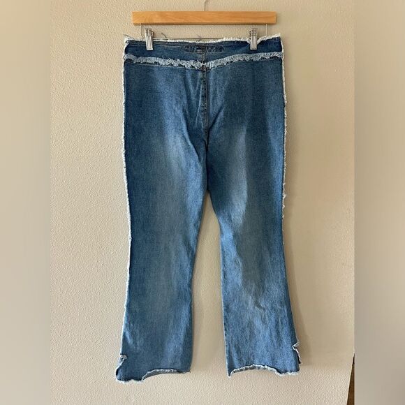 Mudd Yo! Vintage Y2K Mid Rise Raw Fringe Trim Stretch Flare Jeans Juniors 13 - Picture 9 of 10